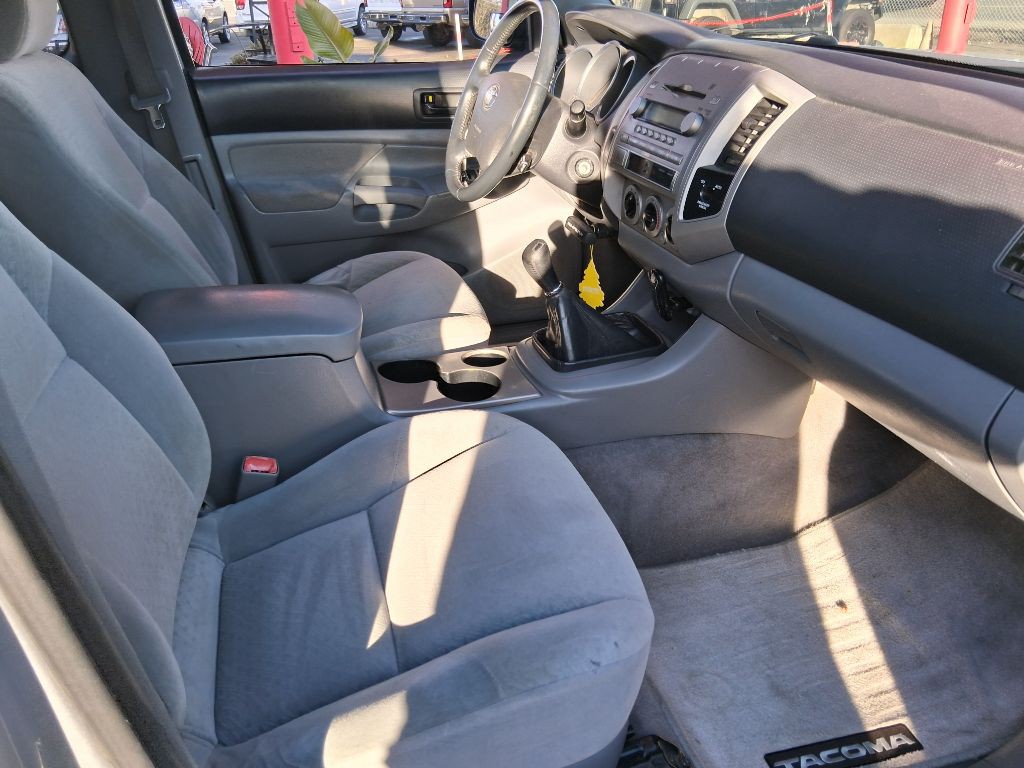 2006 Toyota Tacoma Image 9