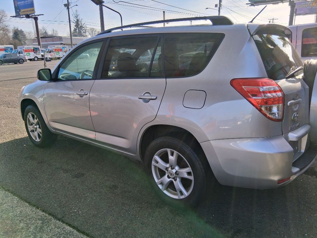 2012 Toyota Rav4 Image 2