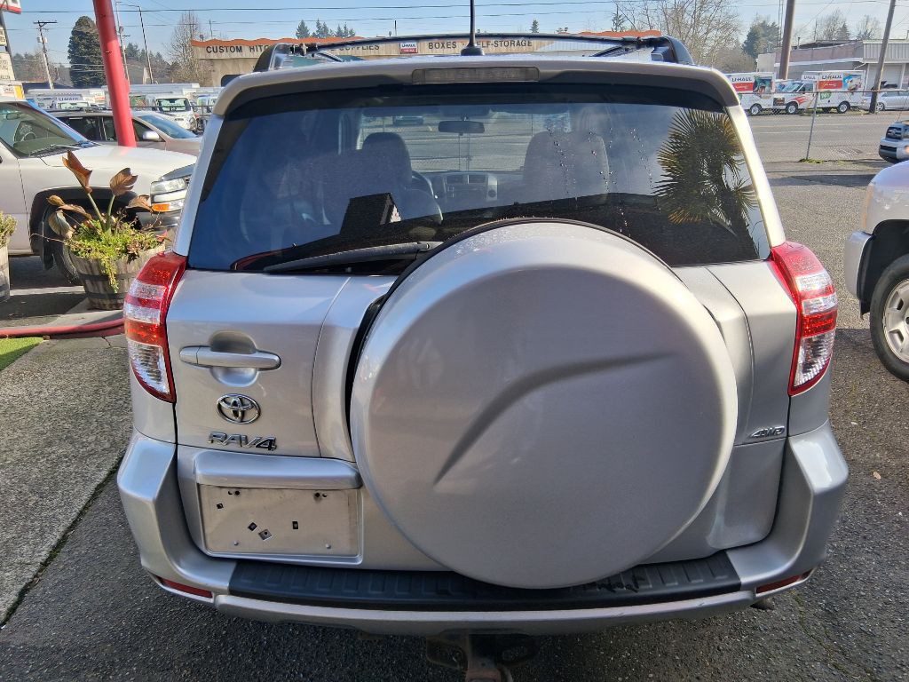 2012 Toyota Rav4 Image 7