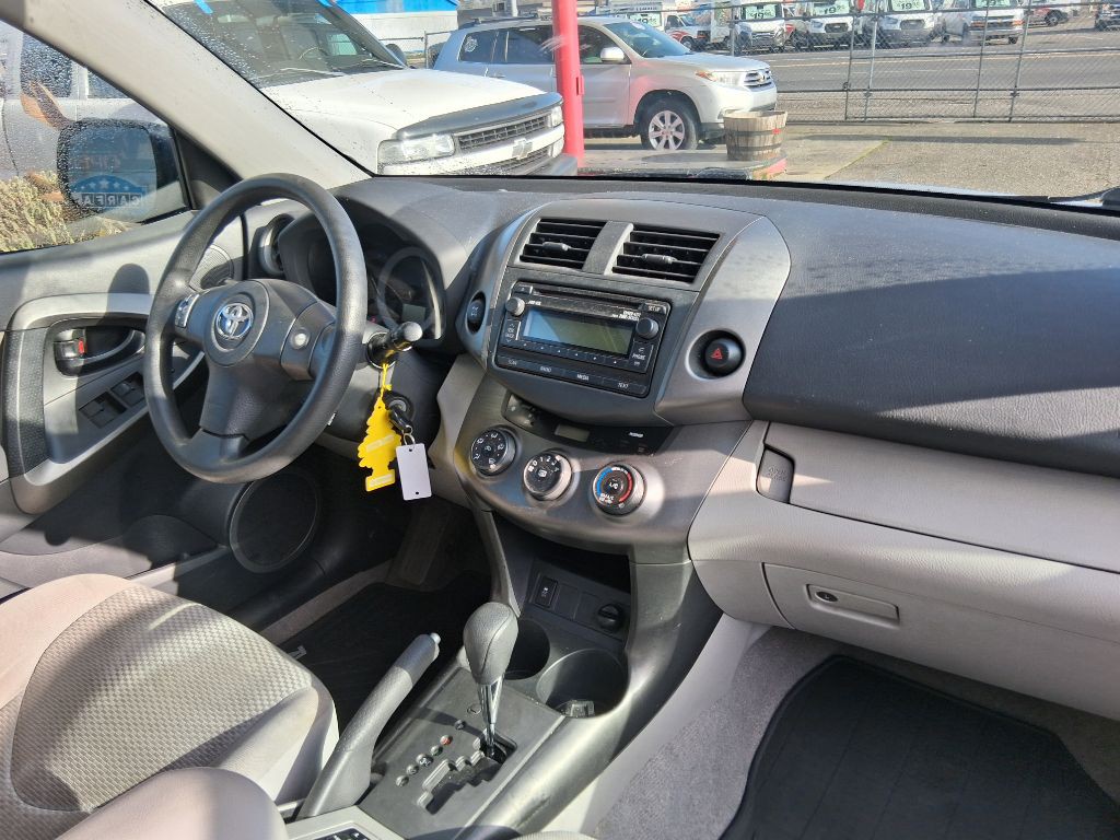 2012 Toyota Rav4 Image 10