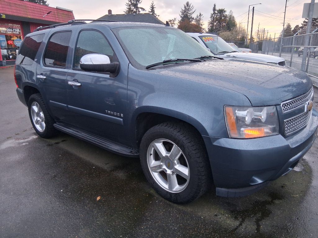 2008 Chevrolet Tahoe Image 2