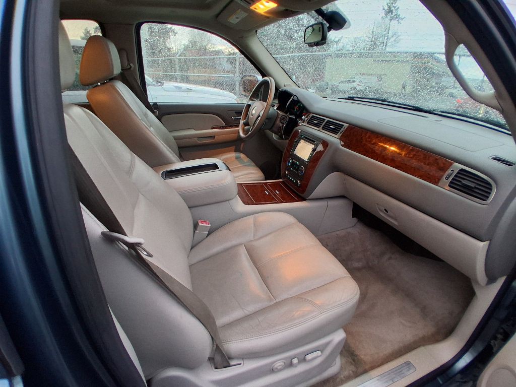 2008 Chevrolet Tahoe Image 10