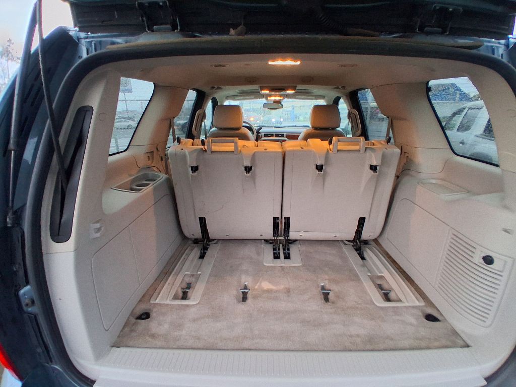 2008 Chevrolet Tahoe Image 13