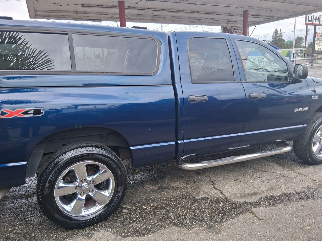 2008 Dodge Ram 1500 Image 2