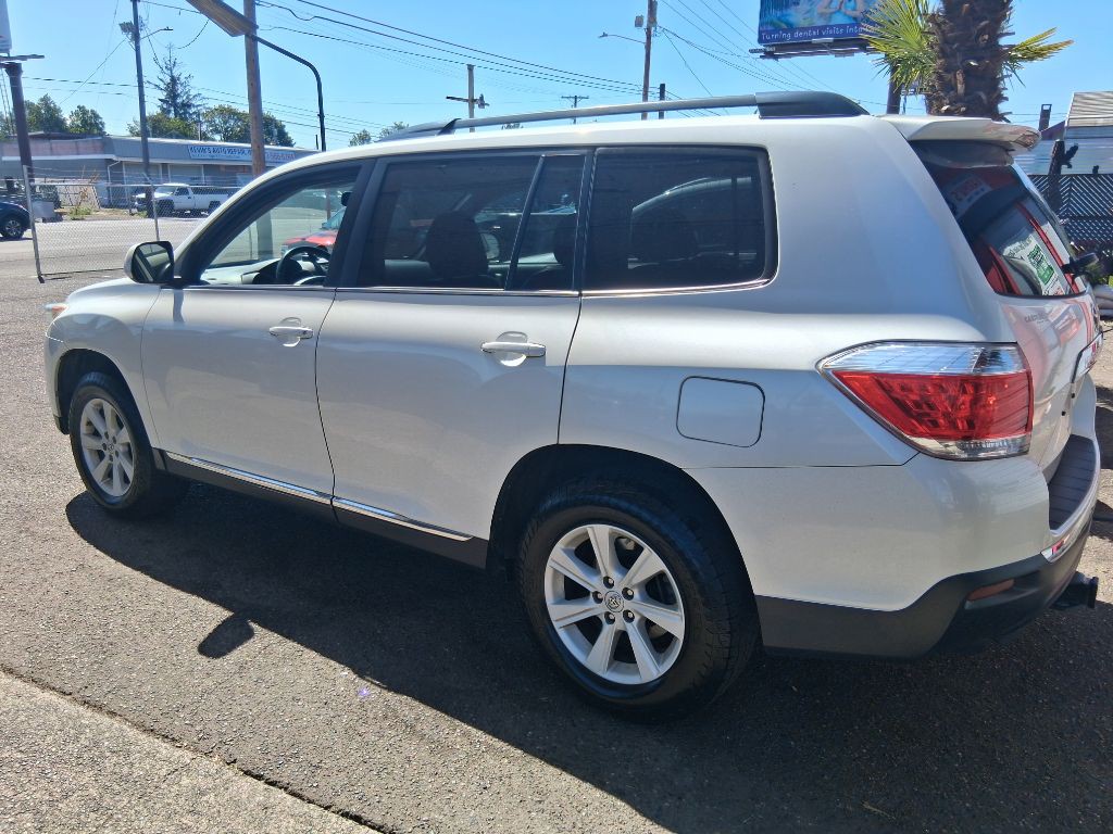 2013 Toyota Highlander Image 7