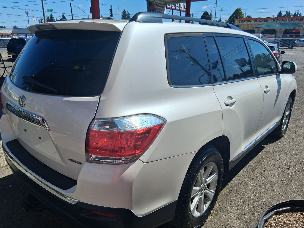 2013 Toyota Highlander Image 8