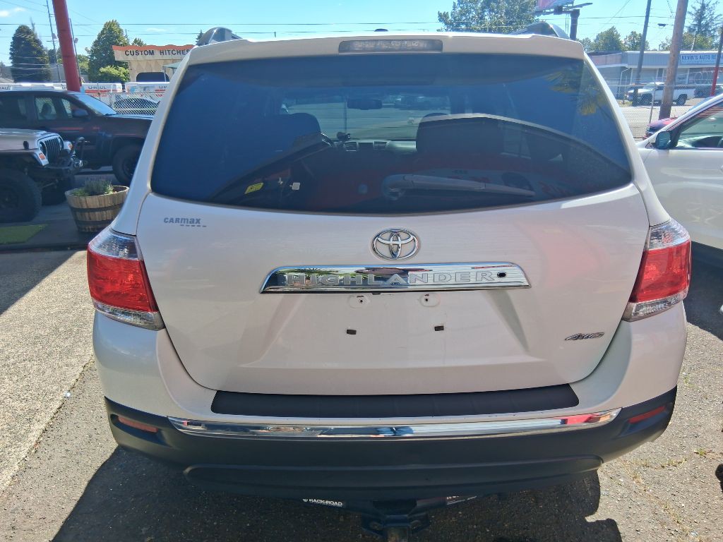2013 Toyota Highlander Image 10
