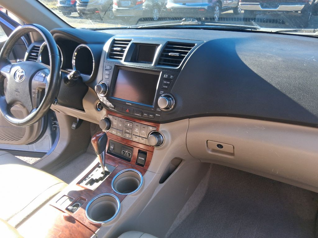 2008 Toyota Highlander Image 8