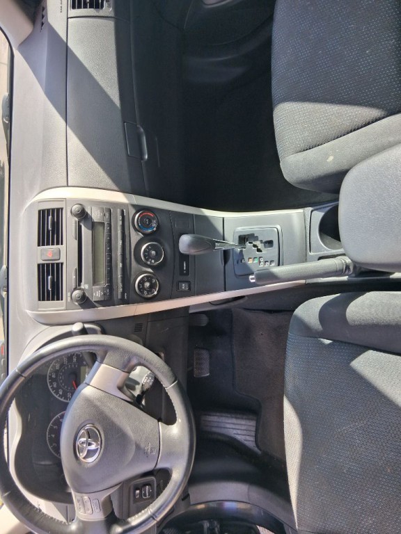 2009 Toyota Corolla Image 15
