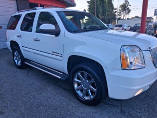 Image for 2007 GMC Yukon Denali ID: 7606892