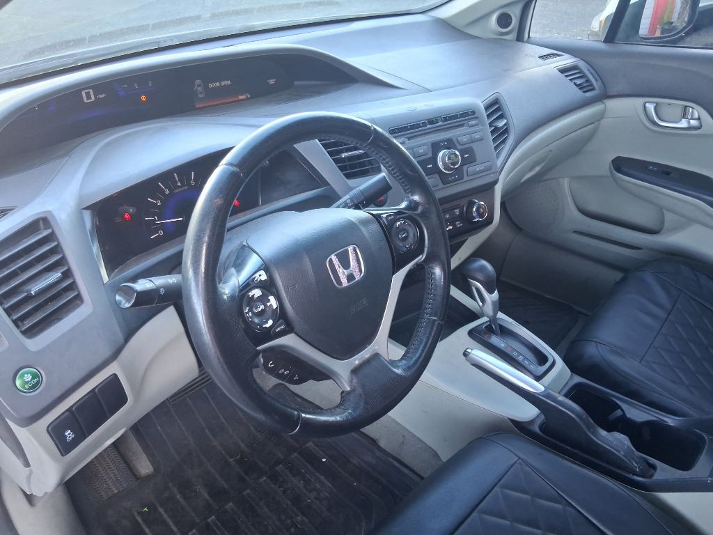 2012 Honda Civic Image 9