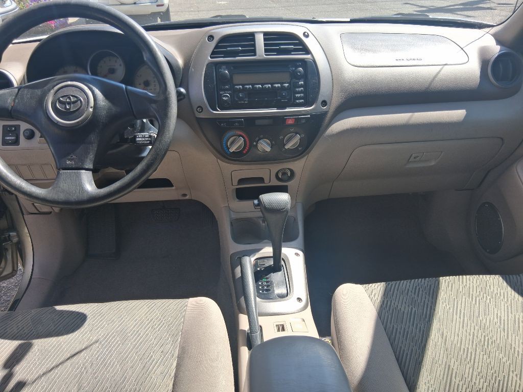2002 Toyota Rav4 Image 8
