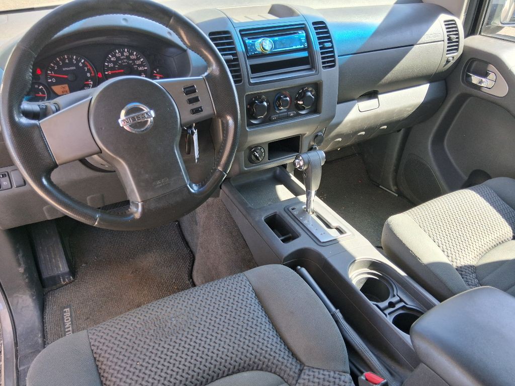 2005 Nissan Frontier Image 9