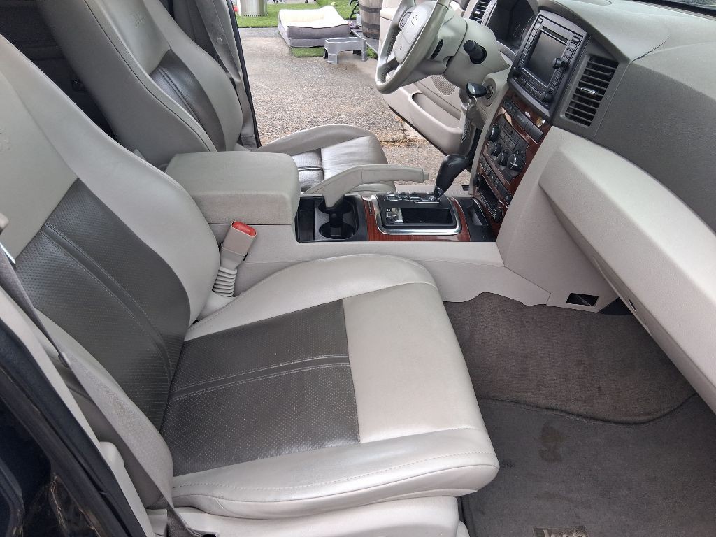 2006 Jeep Grand Cherokee Image 13
