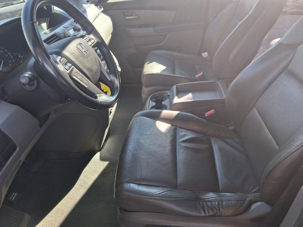 2011 Honda Odyssey Image 10