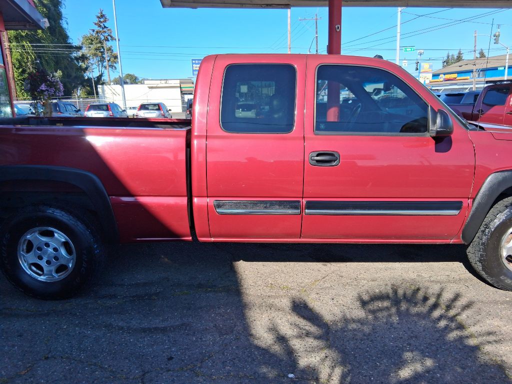 2004 Chevrolet Silverado 1500 Image 4