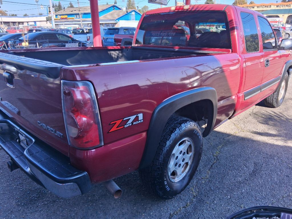 2004 Chevrolet Silverado 1500 Image 6