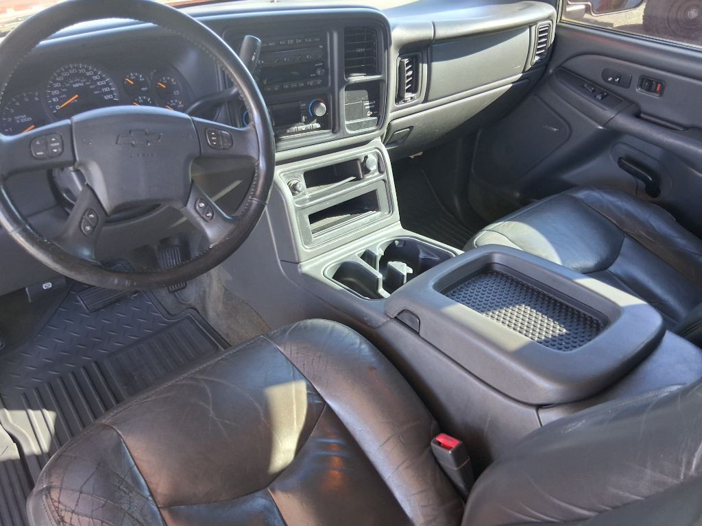 2004 Chevrolet Silverado 1500 Image 10