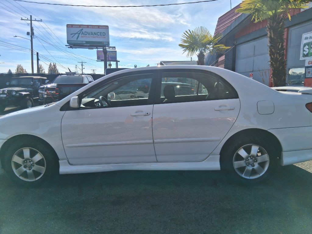 2005 Toyota Corolla Image 2