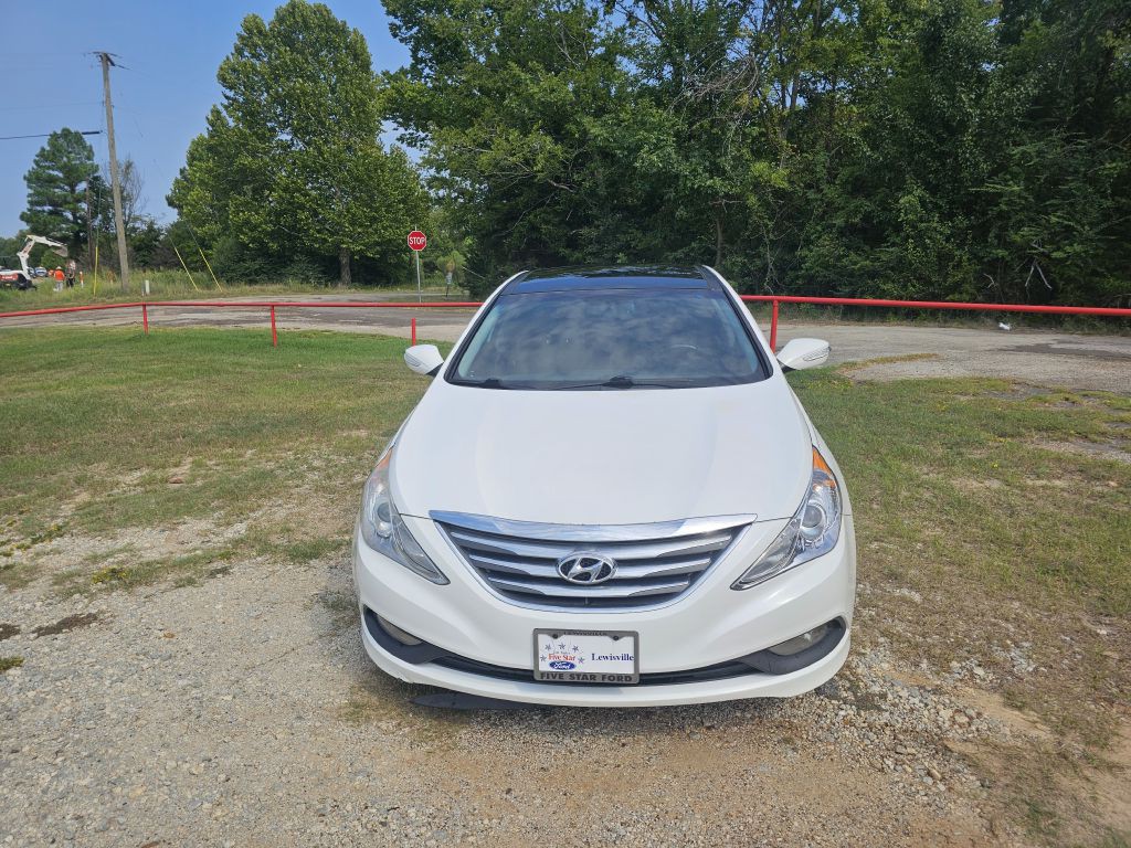 2014 Hyundai Sonata Image 2