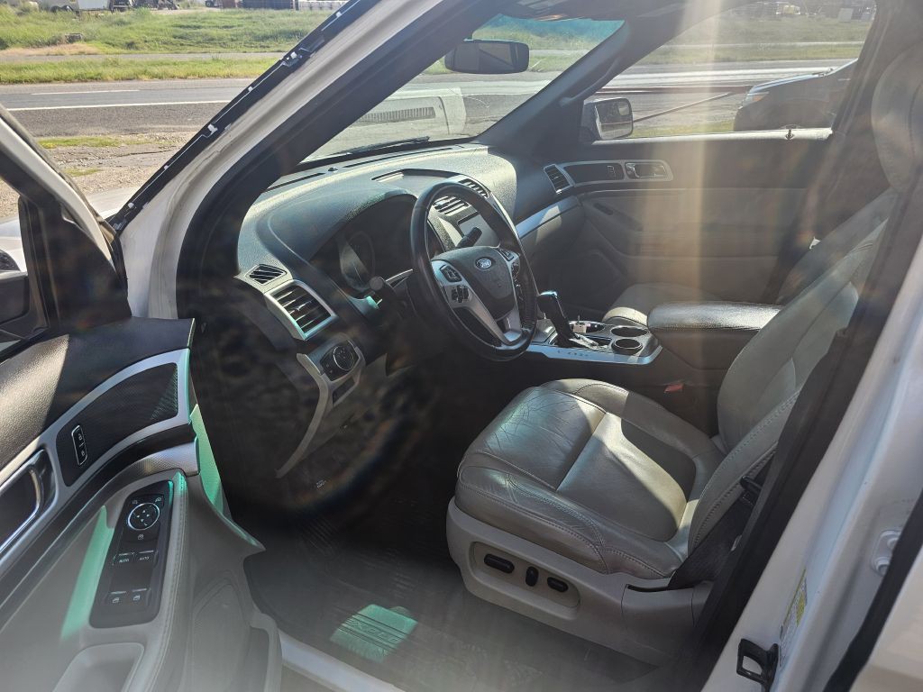 2012 Ford Explorer Image 6