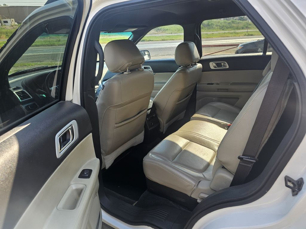 2012 Ford Explorer Image 7