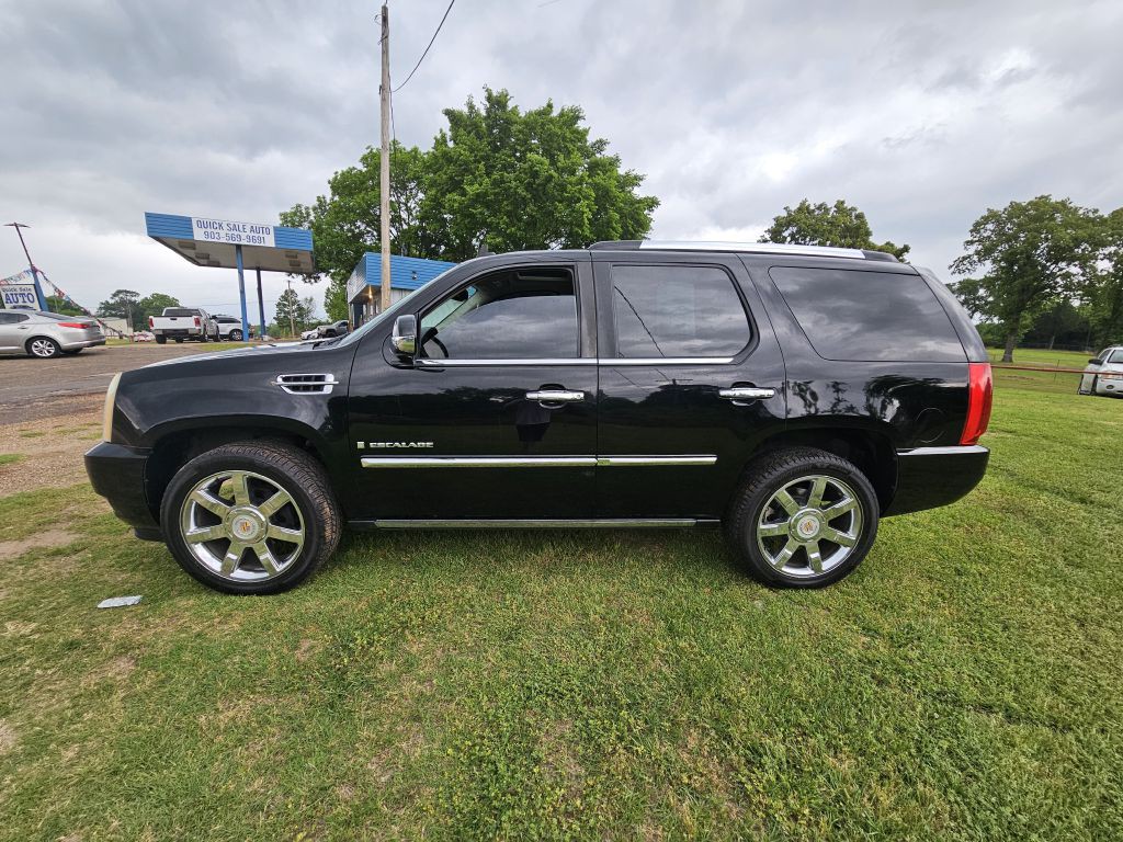 2009 Cadillac Escalade Image 2
