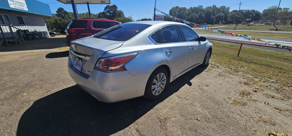 2014 Nissan Altima Image 3