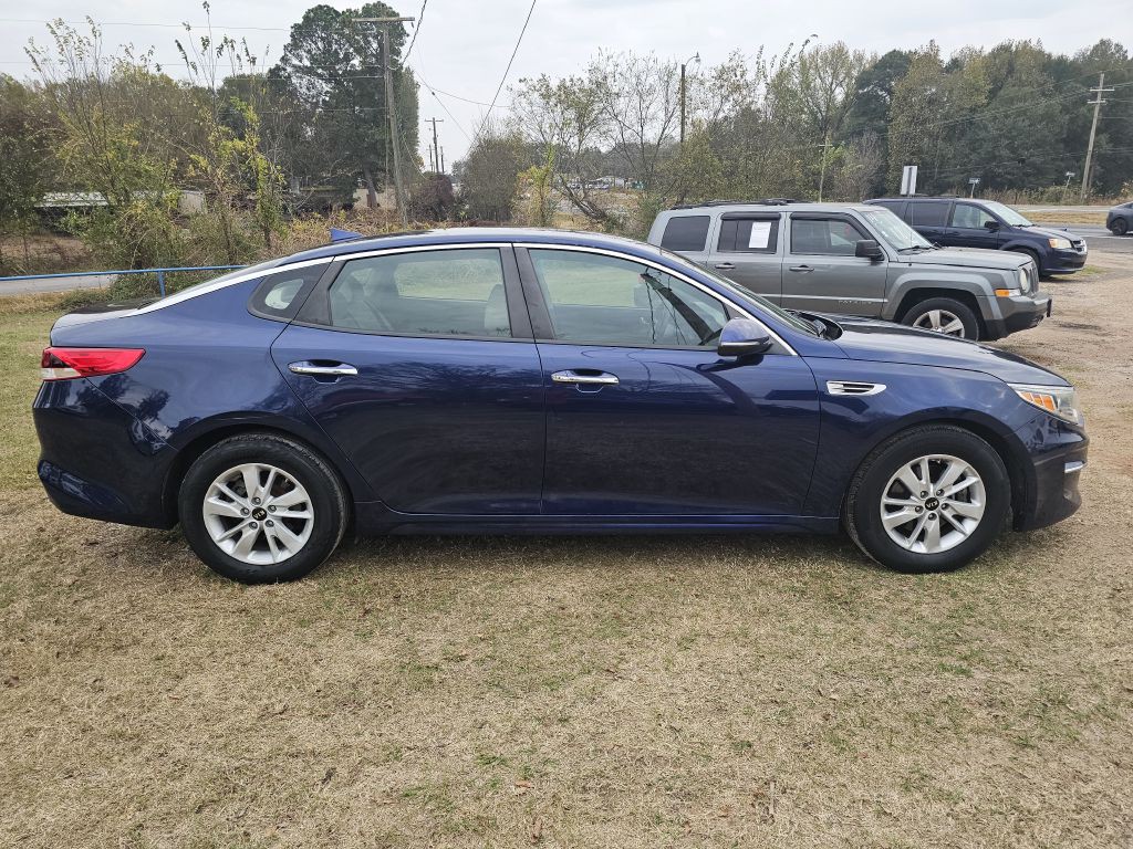 2018 Kia Optima Image 2