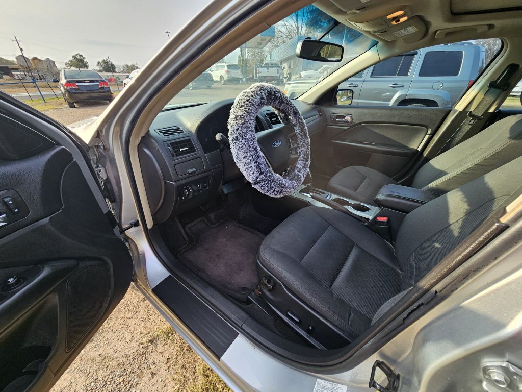 2012 Ford Fusion Image 5