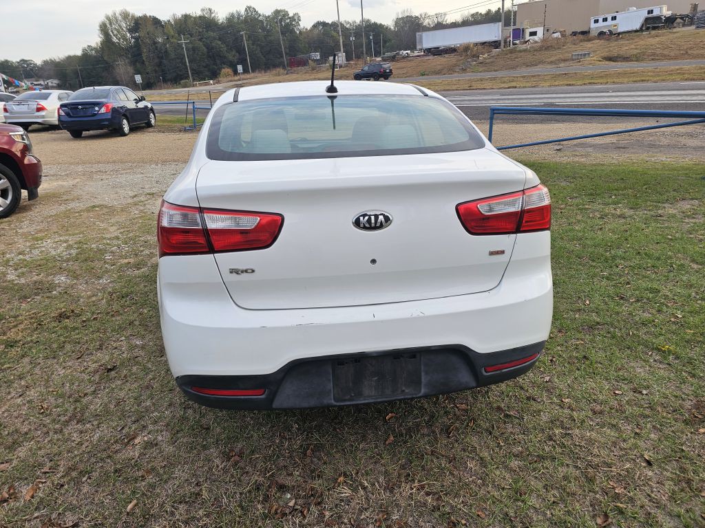 2013 Kia Rio Image 3
