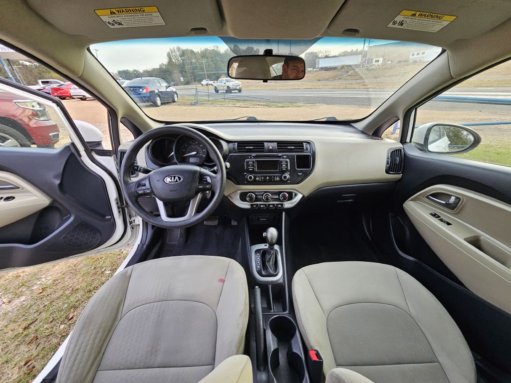 2013 Kia Rio Image 5