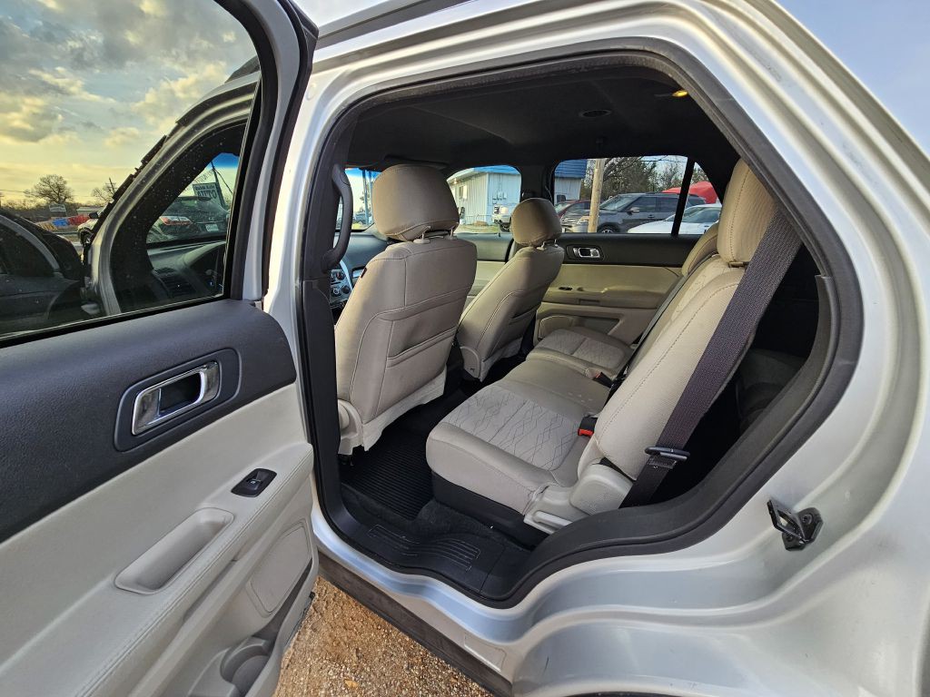 2014 Ford Explorer Image 7
