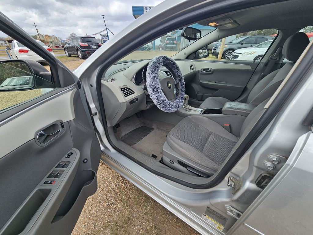 2012 Chevrolet Malibu Image 6