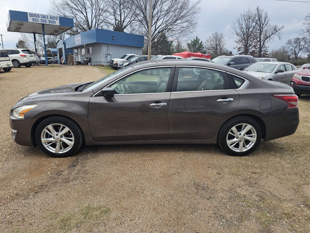 2013 Nissan Altima Image 2