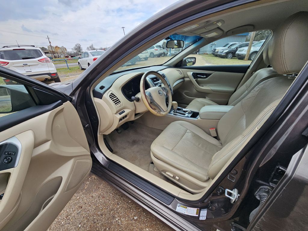2013 Nissan Altima Image 6
