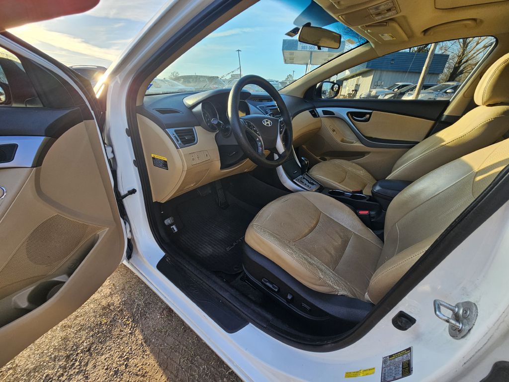 2013 Hyundai Elantra Image 6