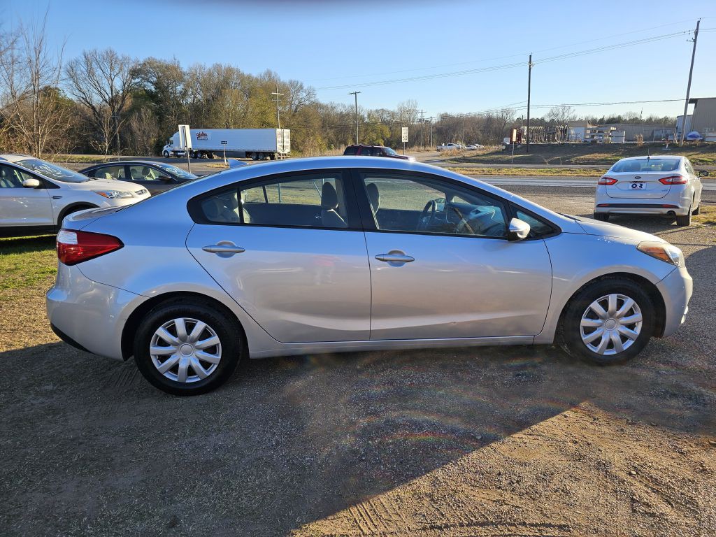 2016 Kia Forte Image 4