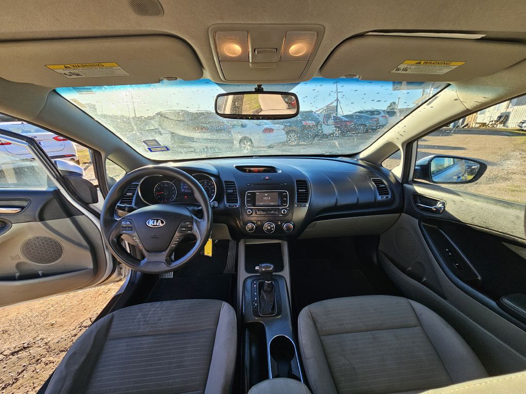 2016 Kia Forte Image 5