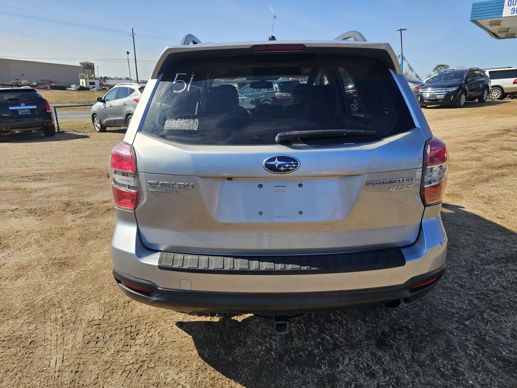 2015 Subaru Forester Image 3