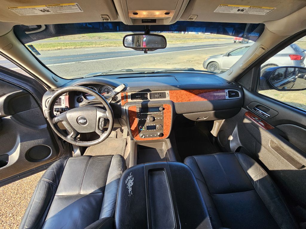 2010 Chevrolet Tahoe Image 5