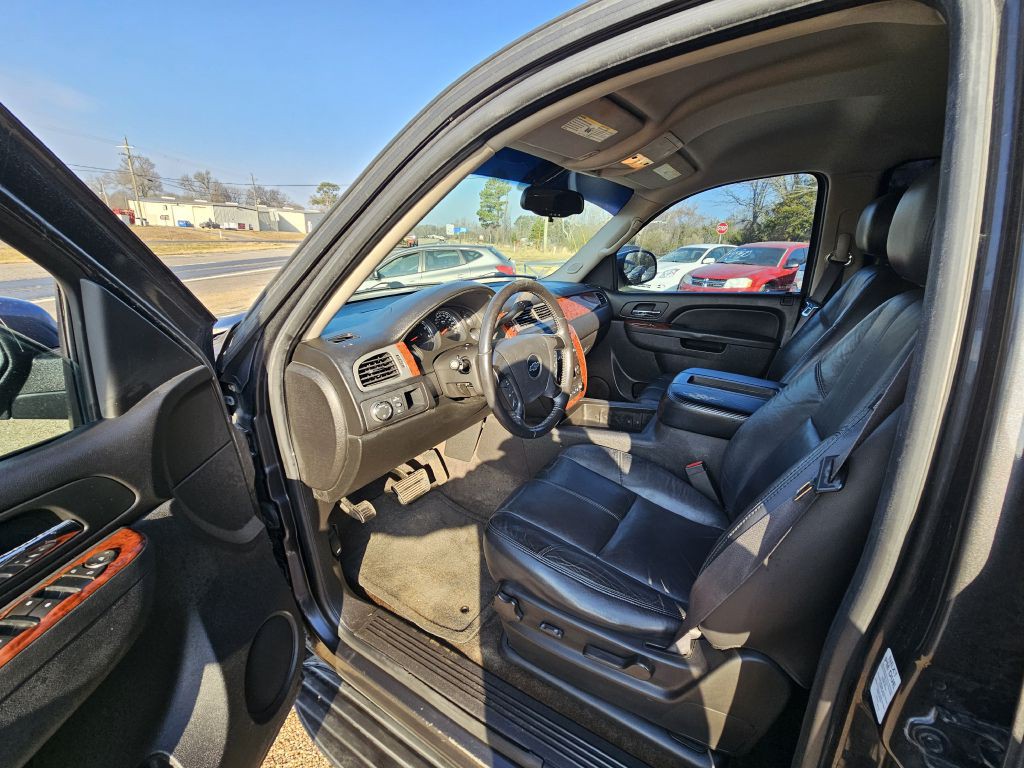 2010 Chevrolet Tahoe Image 6