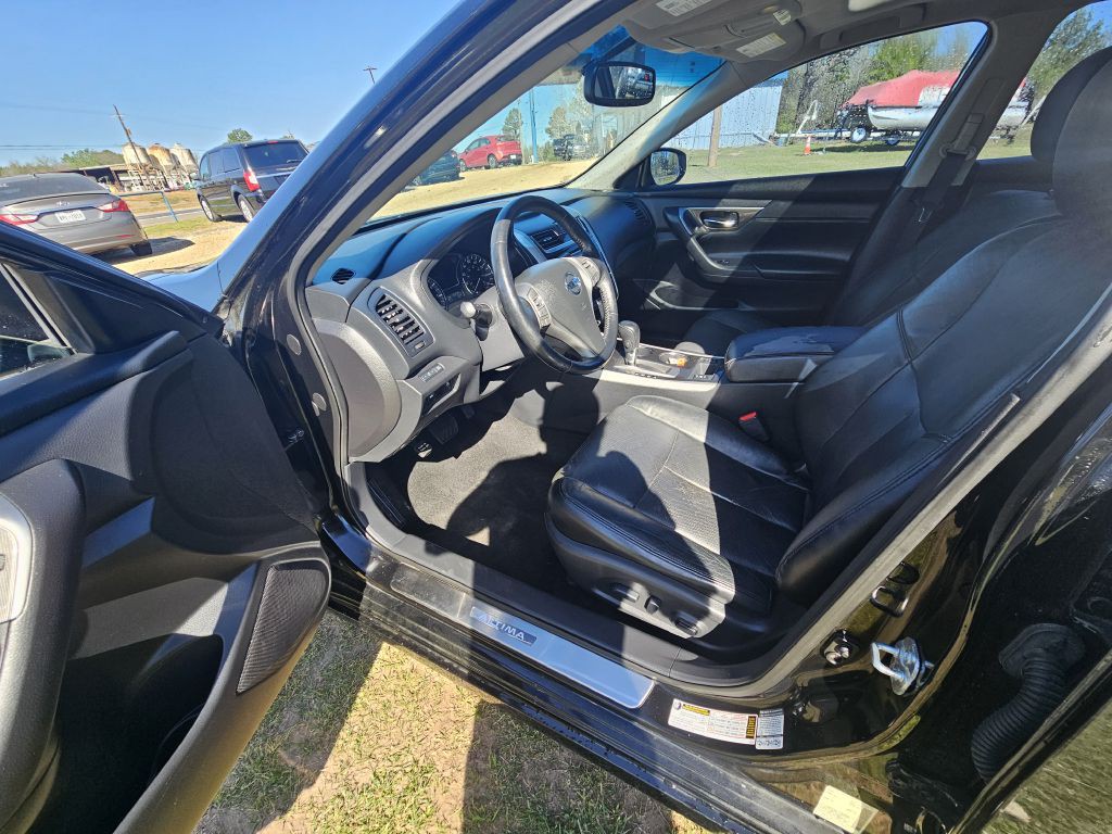 2014 Nissan Altima Image 6