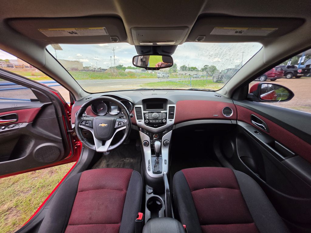 2012 Chevrolet Cruze Image 7