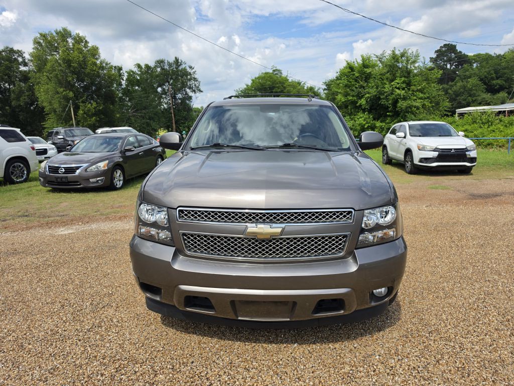 2011 Chevrolet Tahoe Image 1
