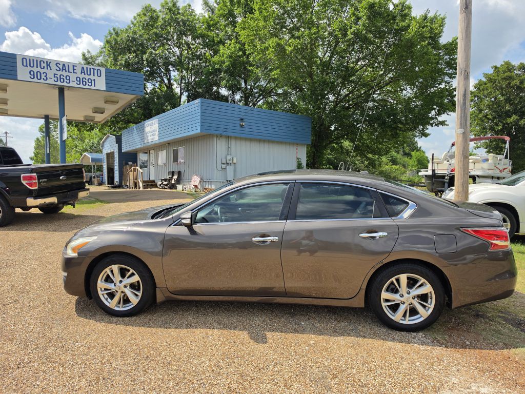 2015 Nissan Altima Image 2