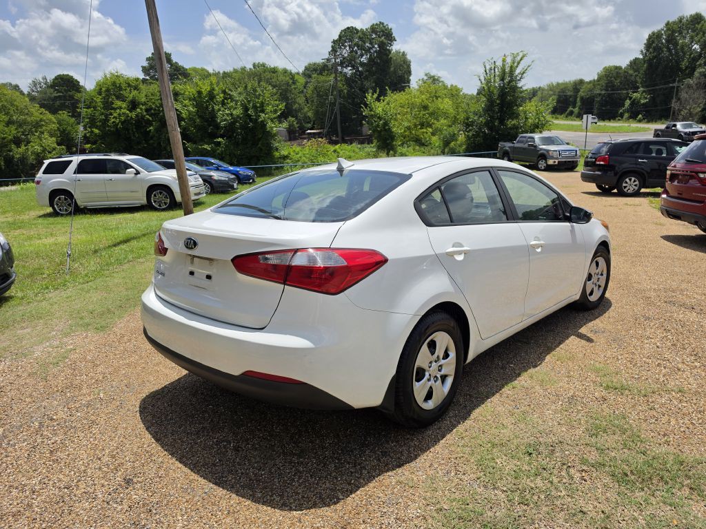 2016 Kia Forte Image 3