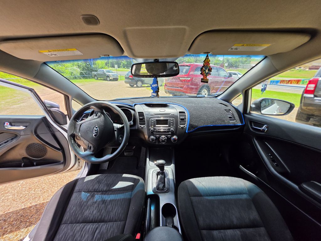 2016 Kia Forte Image 5
