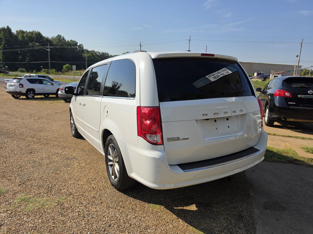 2014 Dodge Grand Caravan Image 2