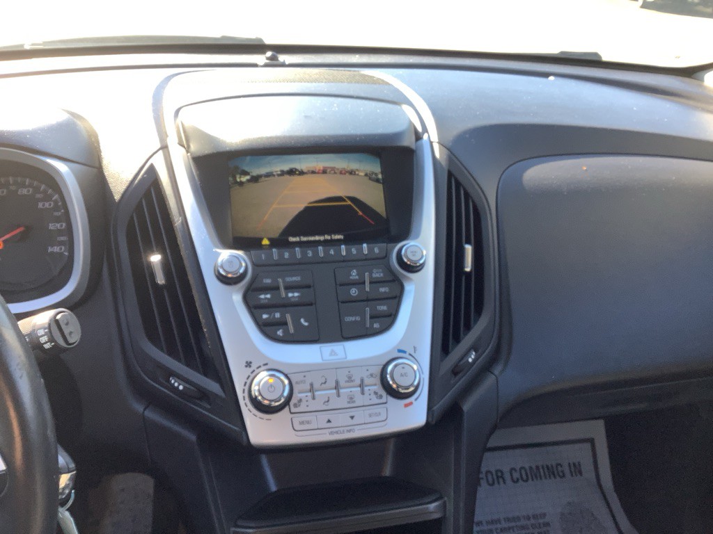 2016 Chevrolet Equinox Image 17